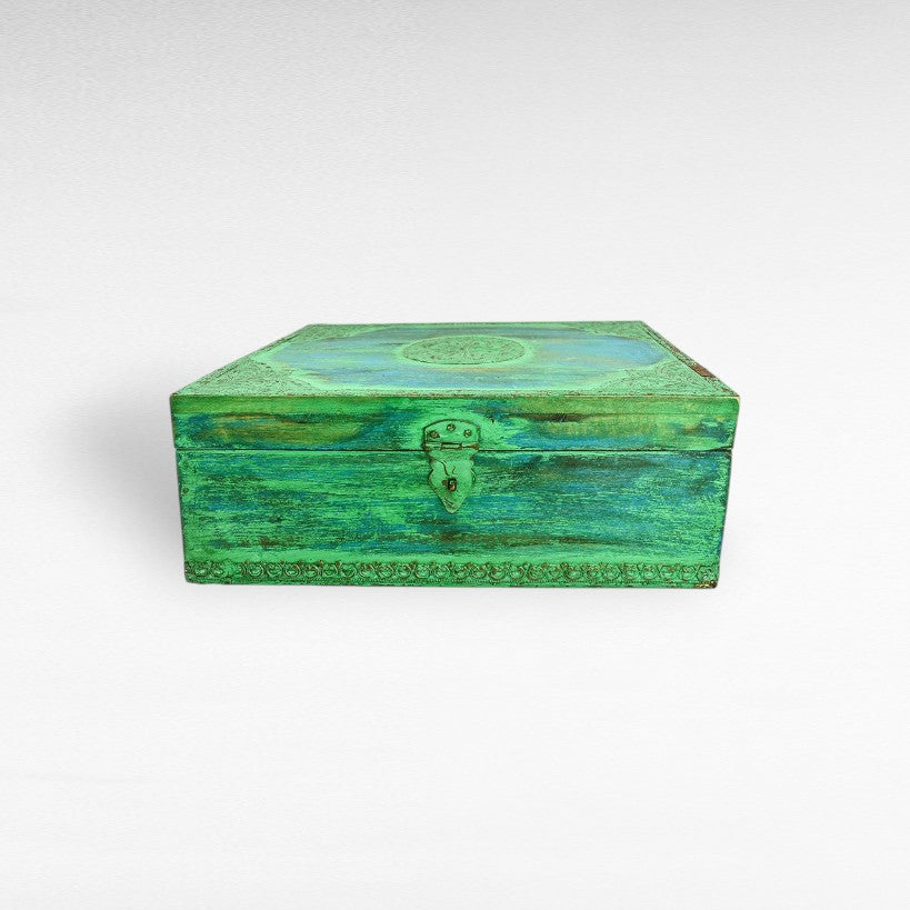 ANTIQUE DECOR BOX