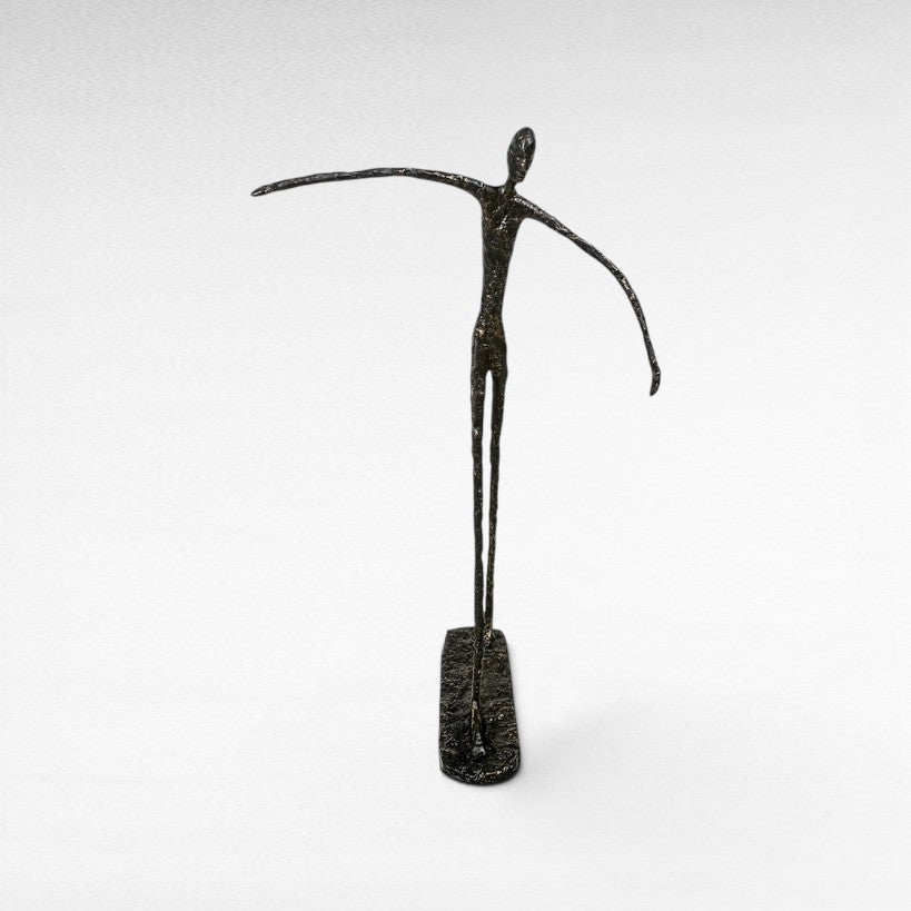 BRONZE FIGURE 1