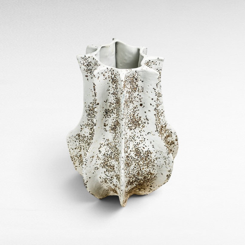VASE PORCELAIN W34 |D34 |H42 CM