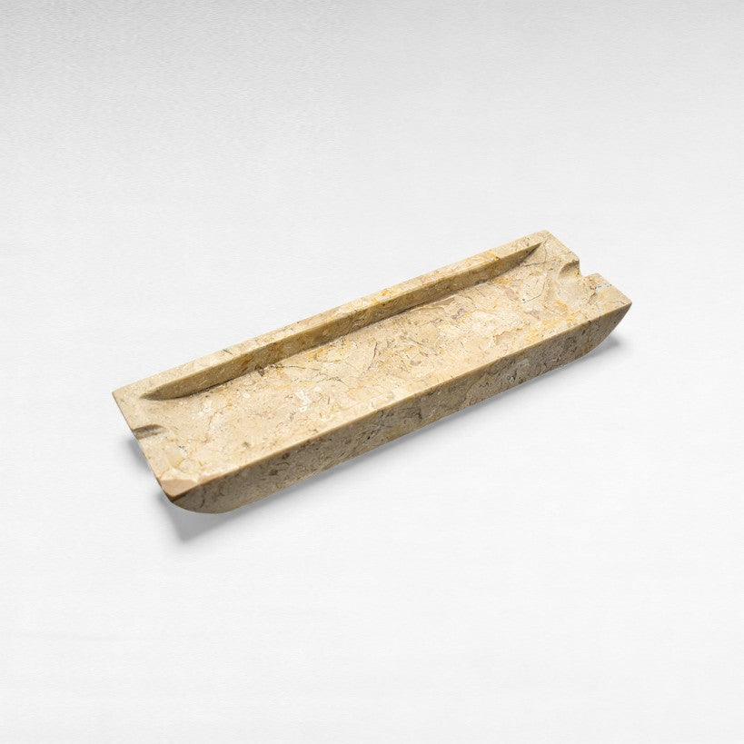 WHITE MARBLE CIGAR ASHTRAY