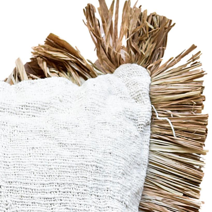 PILLOW WITH RAFFIA AND FRINGES - Chora Barefoot Luxury Living