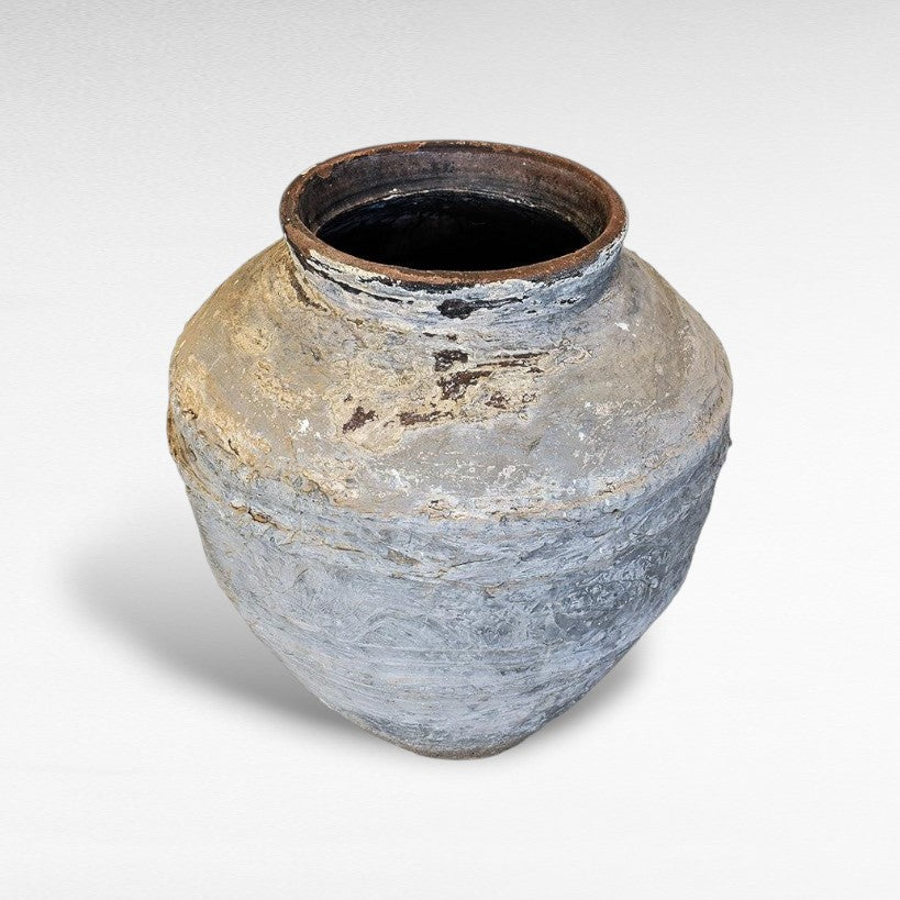 ANTIQUE POT - Chora Barefoot Luxury Living