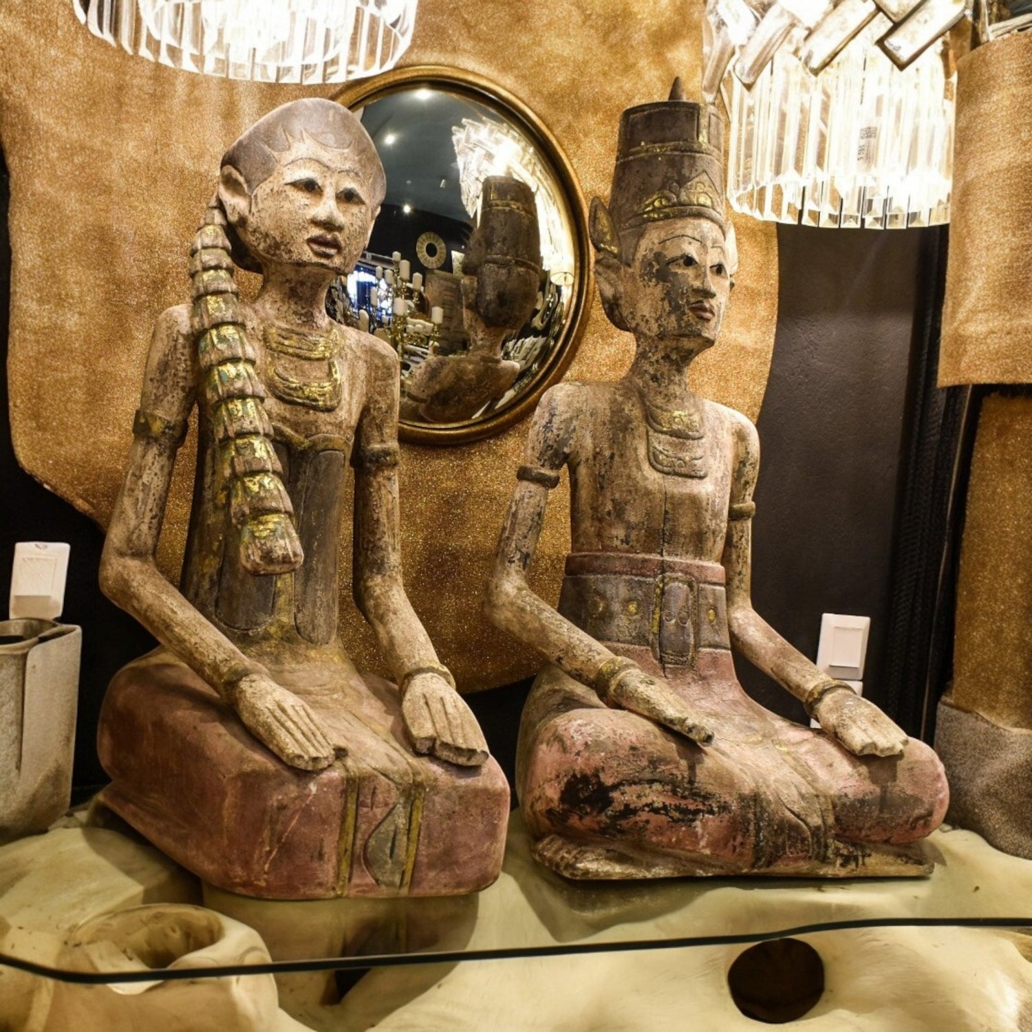 SITTING COUPLE - SET OF 2 MAN: 45x35x85cm, WOMAN: 27x37x65cm - Chora Mykonos
