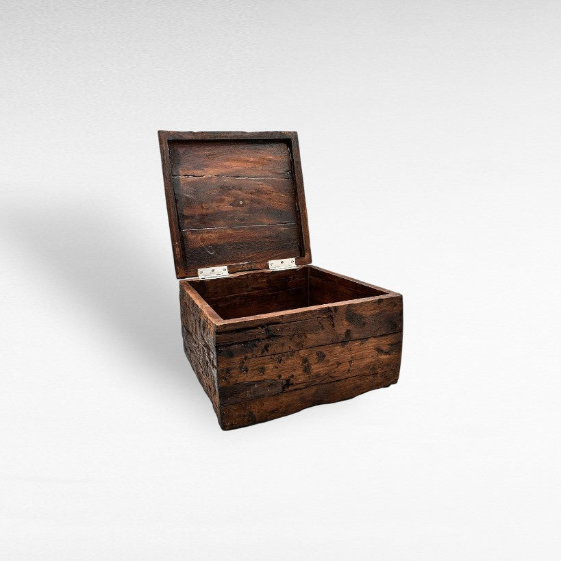 ROUGH WOOD SQ. BOX WITH SILVER 36x36x22,5cm - Chora Mykonos