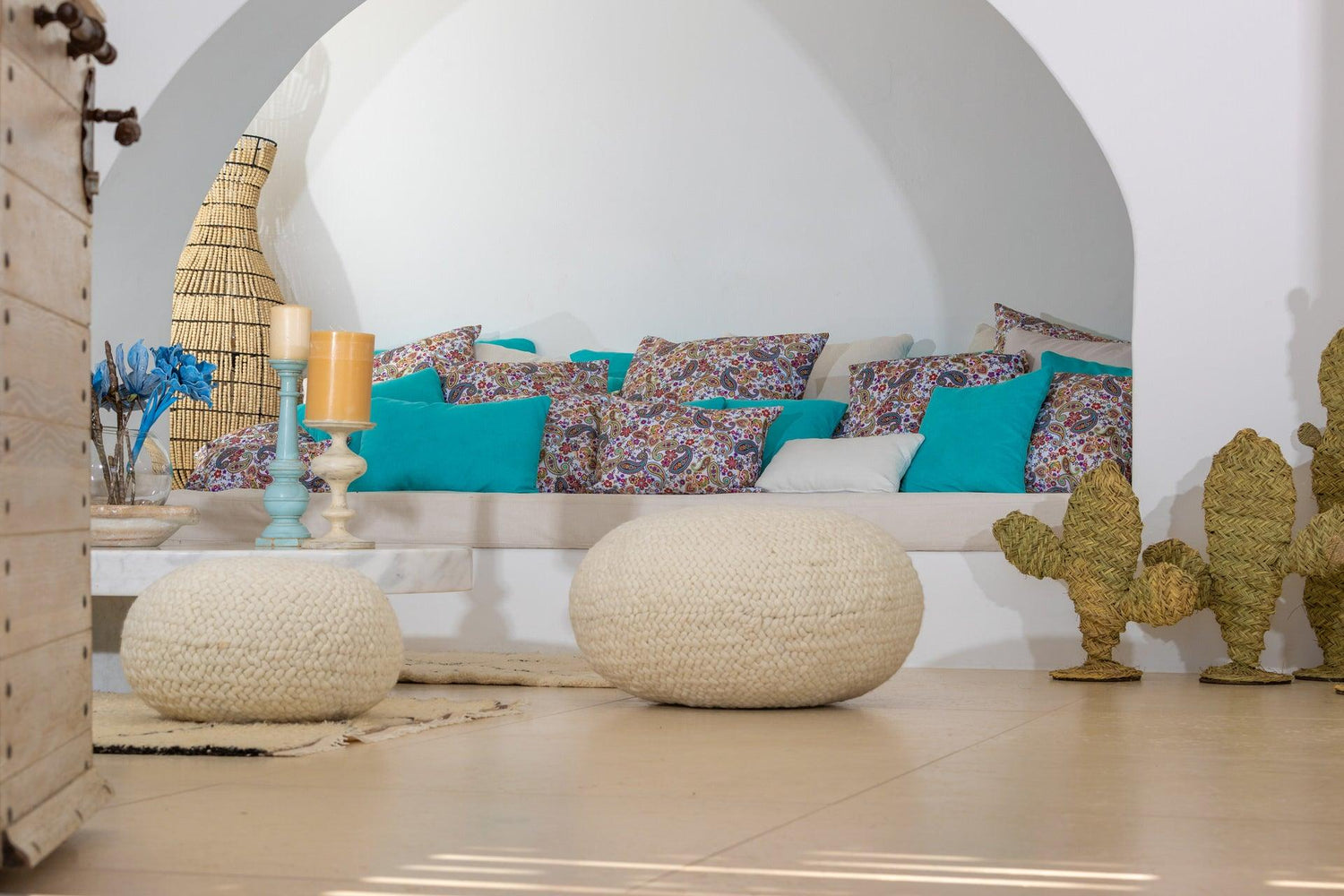 A24I3518_dacf21a1-25e3-49f2-8f3f-ea77a67cc3b8 - Chora Barefoot Luxury Living