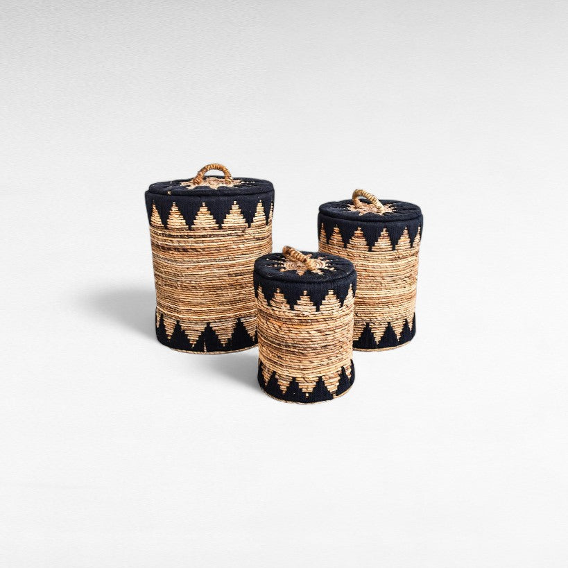 SET OF 3 BASKETS BANANA LEAF NATURAL & BLACK