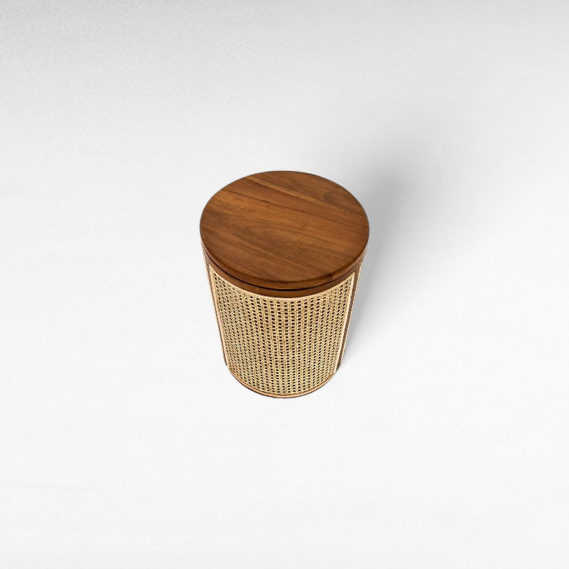 NATURAL LAUNDRY BASKET WITH VIENNESE RATTAN