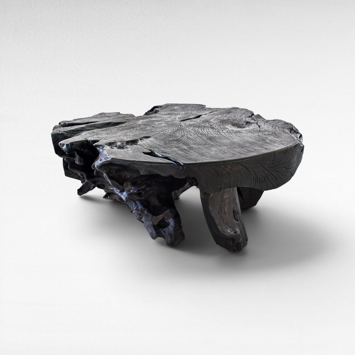 COFFEE TABLE LYCHEE WOOD & BURNT BLACK W100 |D100 |H40 CM