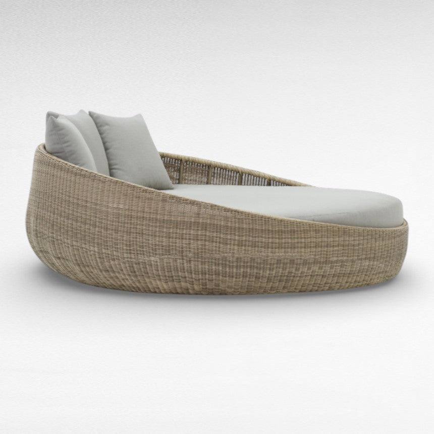 DAYBED ROUND WITH SYNTHETIC RATTAN AND MATTRESS Φ200 |H70 cm