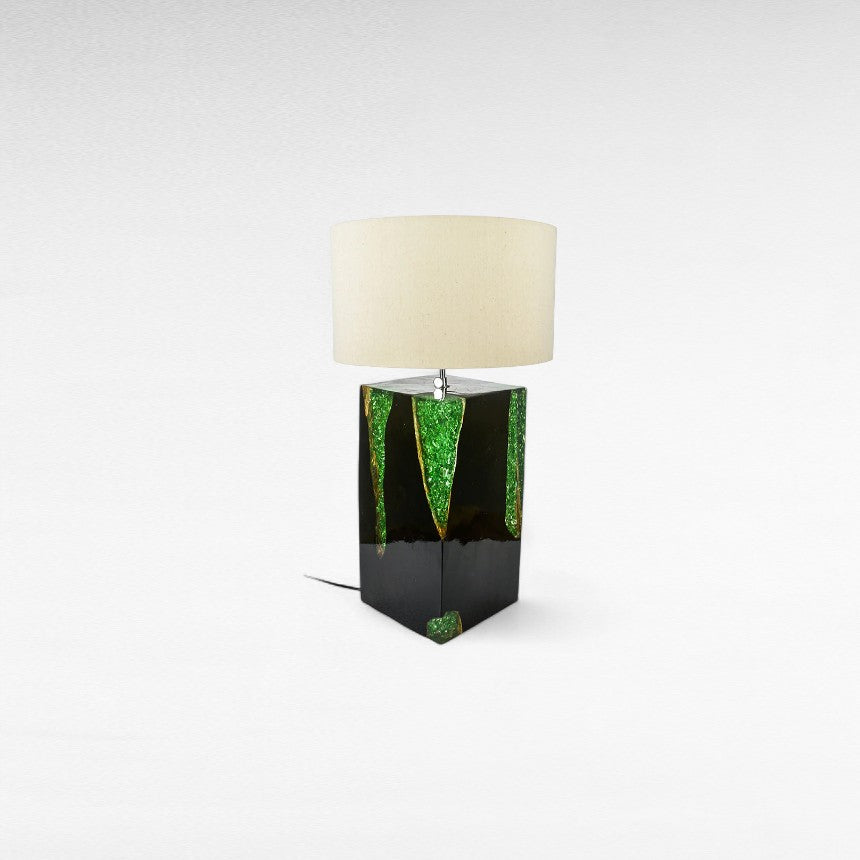 BLACK TEAK SQUARE AND GREEN RESIN TABLE LAMP
