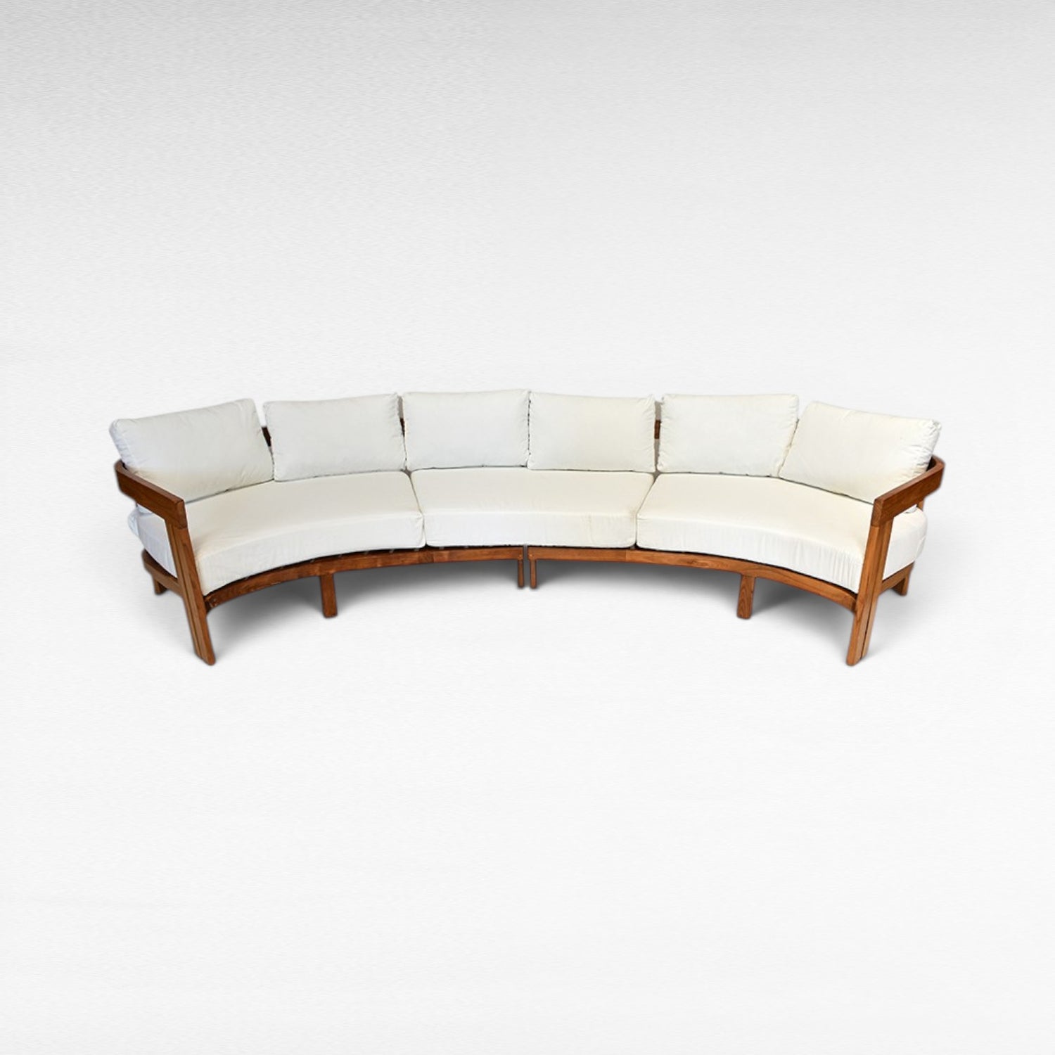 Chora Barefoot Luxury Living curved teak sofa with white cushions, D100 cm