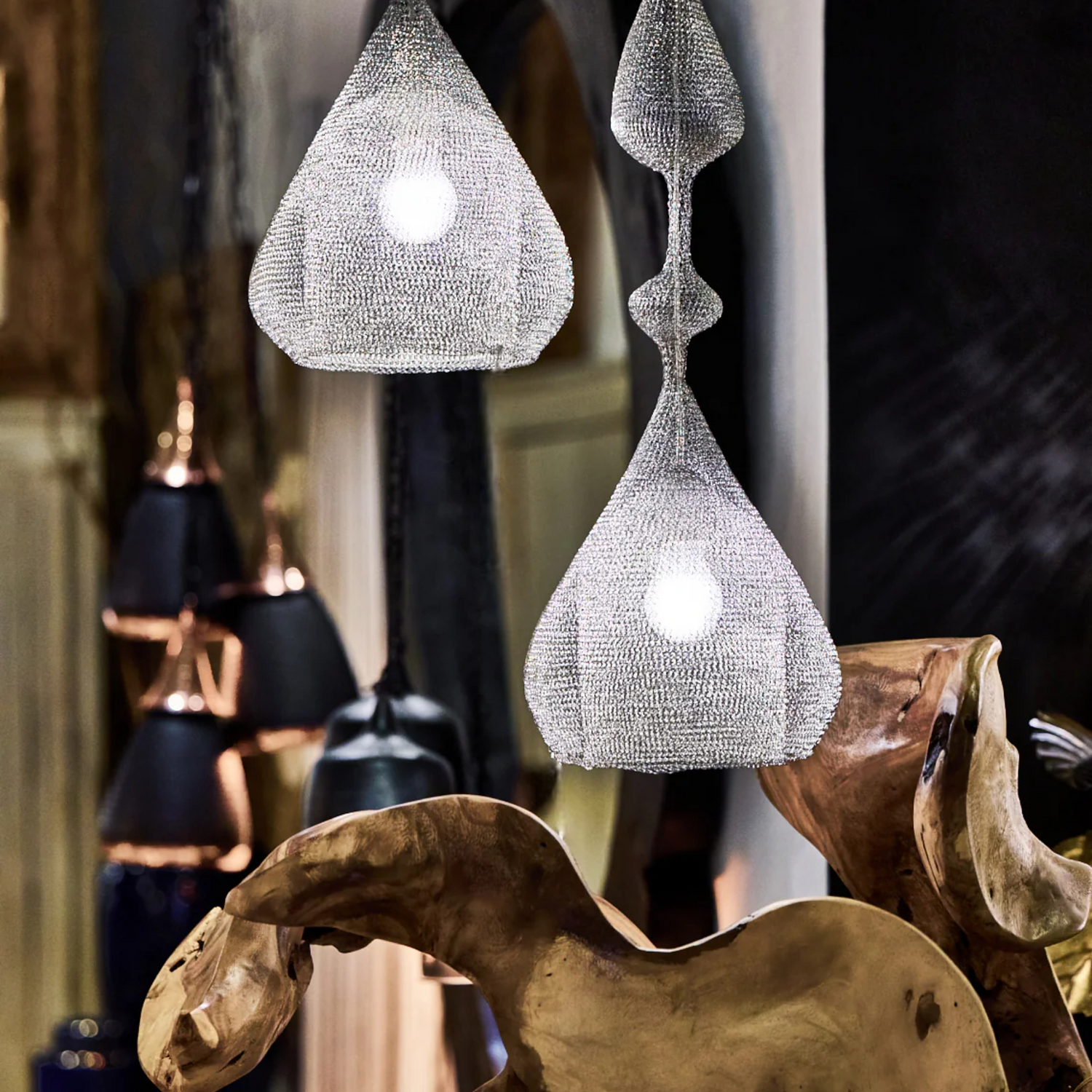 METAL WIRE HANDWOVEN ONION SHAPE Φ40 |H150 cm