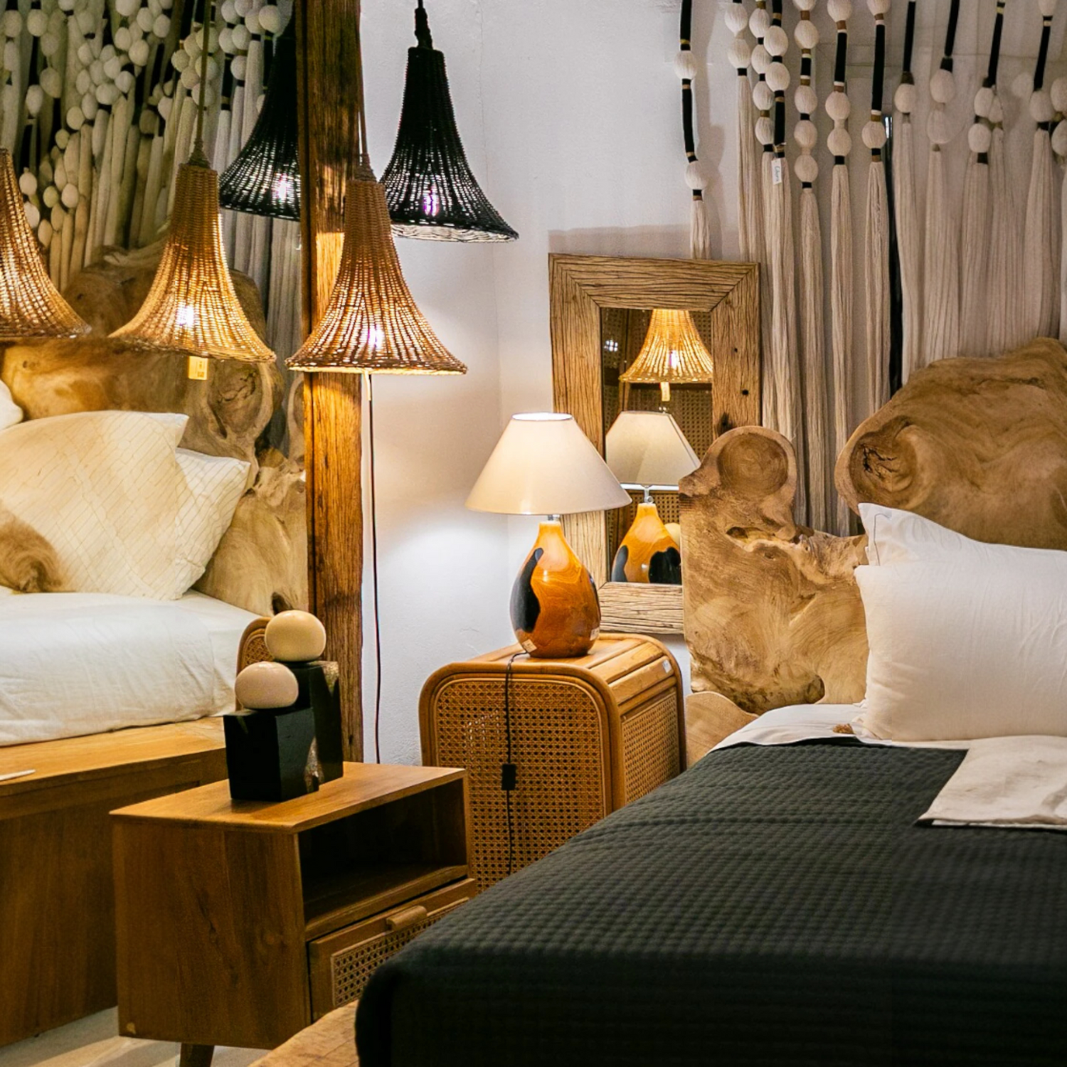 NATURAL RATTAN CONE SHAPE Φ32 |H25 cm