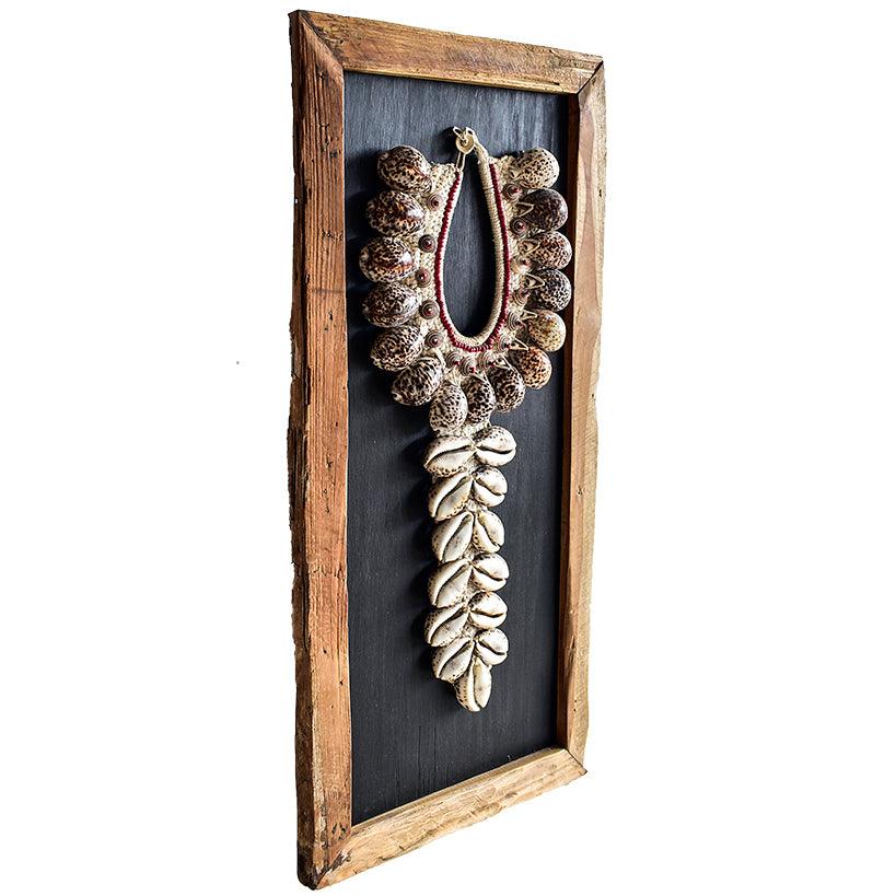 SHELL NECKLACE WITH FRAME 45x4x100cm - Chora Mykonos