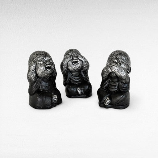 BLIND-DEAF-MUTE SET OF 3 SHAOLINS SILVER & BLACK H.20 CM - Chora Mykonos