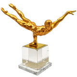 Golden Elegance – Exquisite Figurine for Timeless Décor