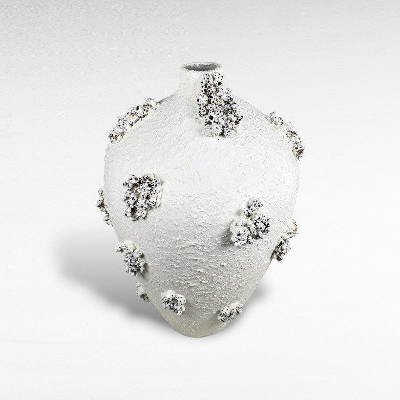 TERRACOTTA WHITE PLANTER WITH CORALS W80 |D80 |H125 CM