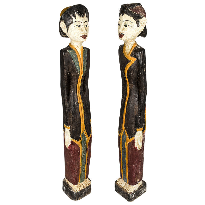 Elegant Pair of Statues – Transform Your Space with Art