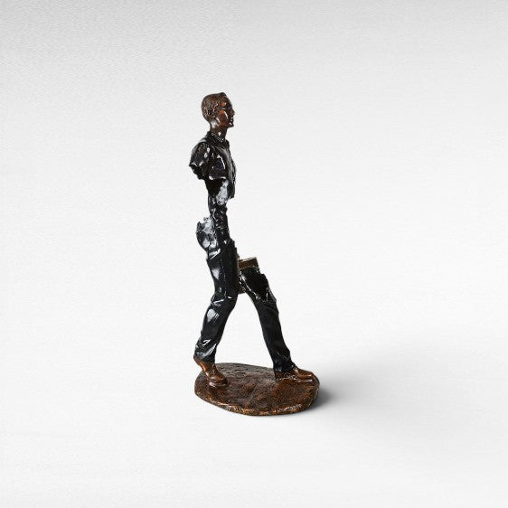 TRAVELLER 1