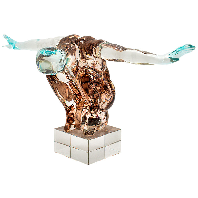 Resin Figurine Man – Exquisite Artistry for Elegant Spaces