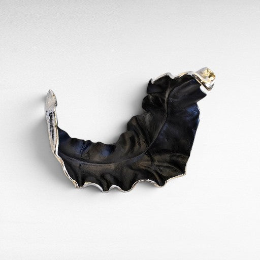 GREY ALUMINIUM LEAF SCULPTURE - Chora Mykonos