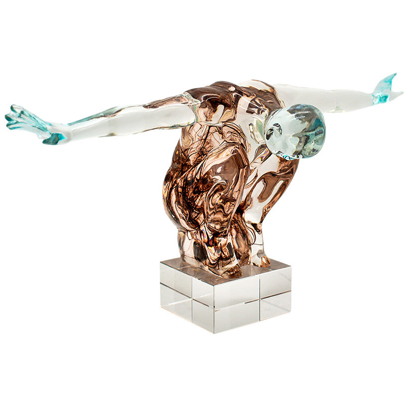 Resin Figurine Man – Exquisite Artistry for Elegant Spaces