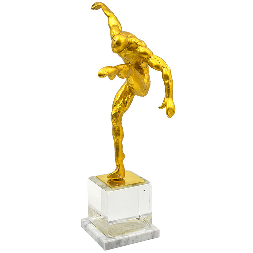 Golden Elegance – Intricate Figurine for Timeless Décor