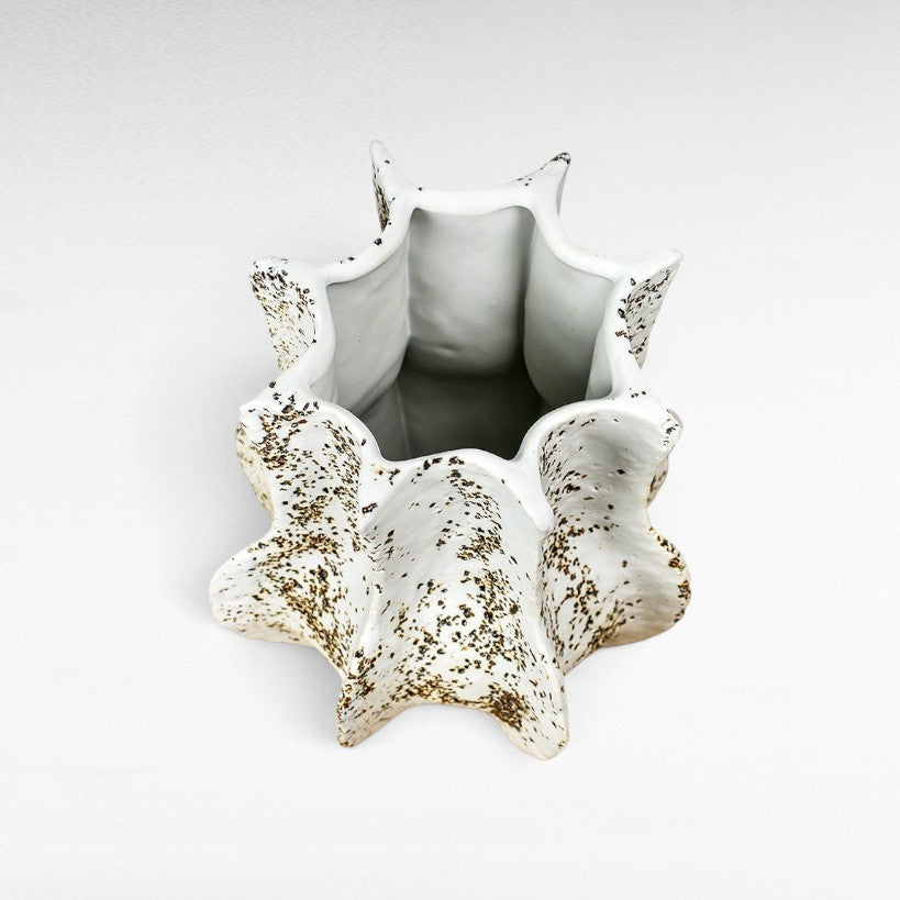 VASE PORCELAIN W30 |D30 |H30 CM