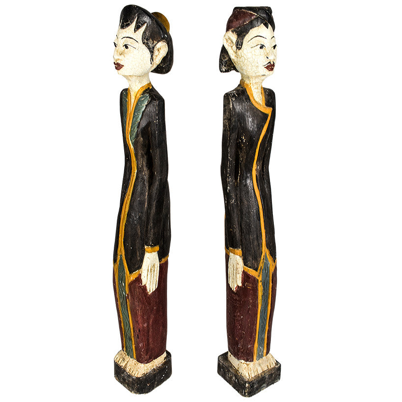 Elegant Pair of Statues – Transform Your Space with Art