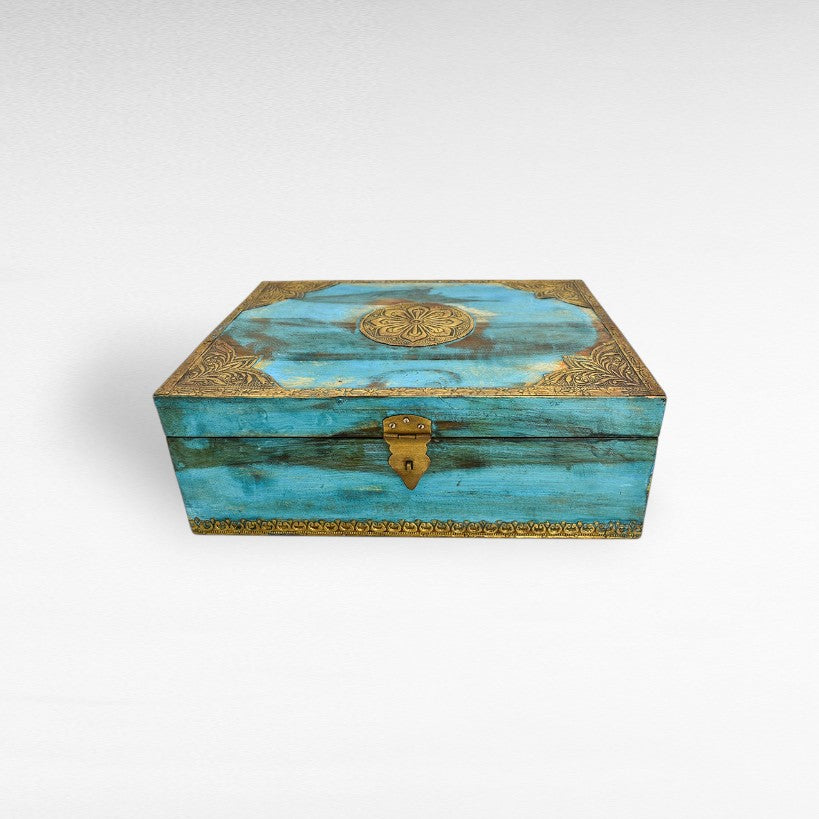 ANTIQUE DECOR BOX