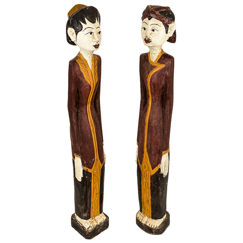 Elegant Pair of Statues – Transform Your Space with Art