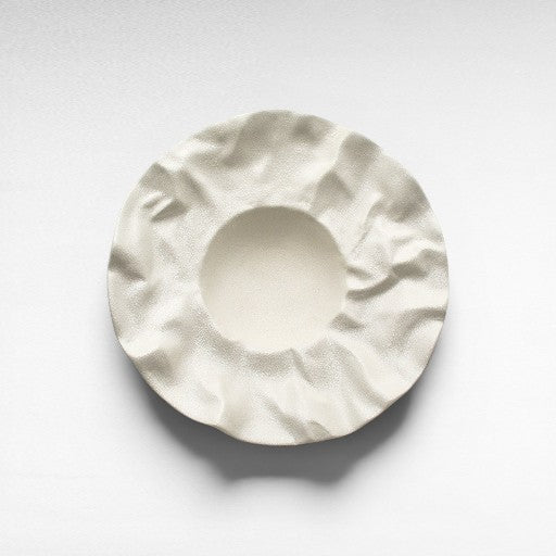 WHITE DINNERWARE SET OF 20