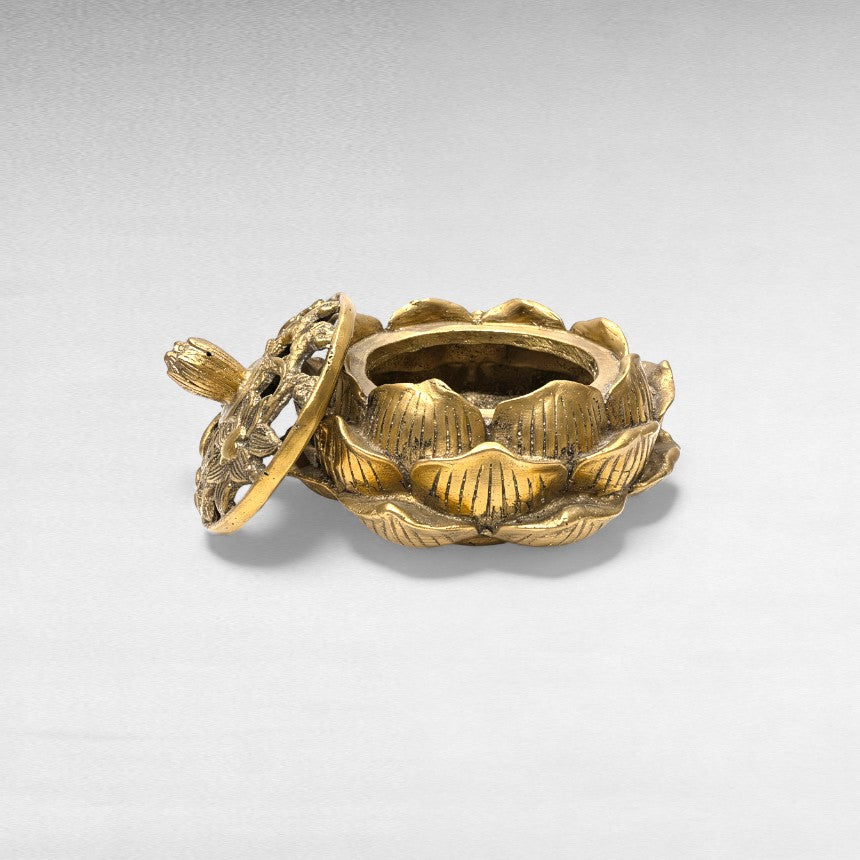 GOLD FLOWER SHAPED ASHTRAY Φ15 |H10CM