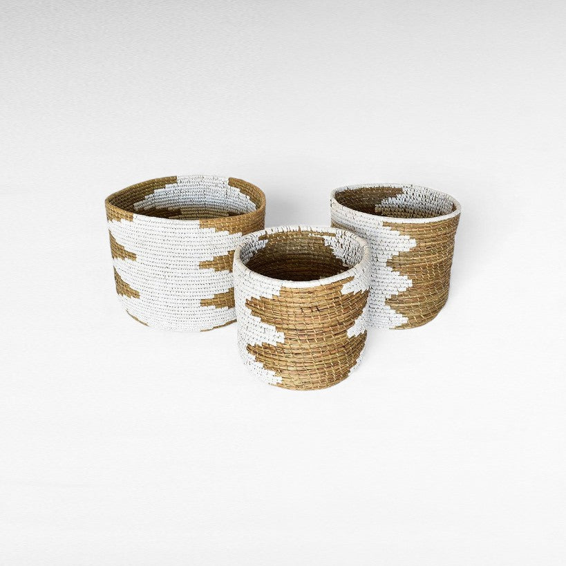BANANA LEAF BASKET SET OF 3 WHITE AND NATURAL