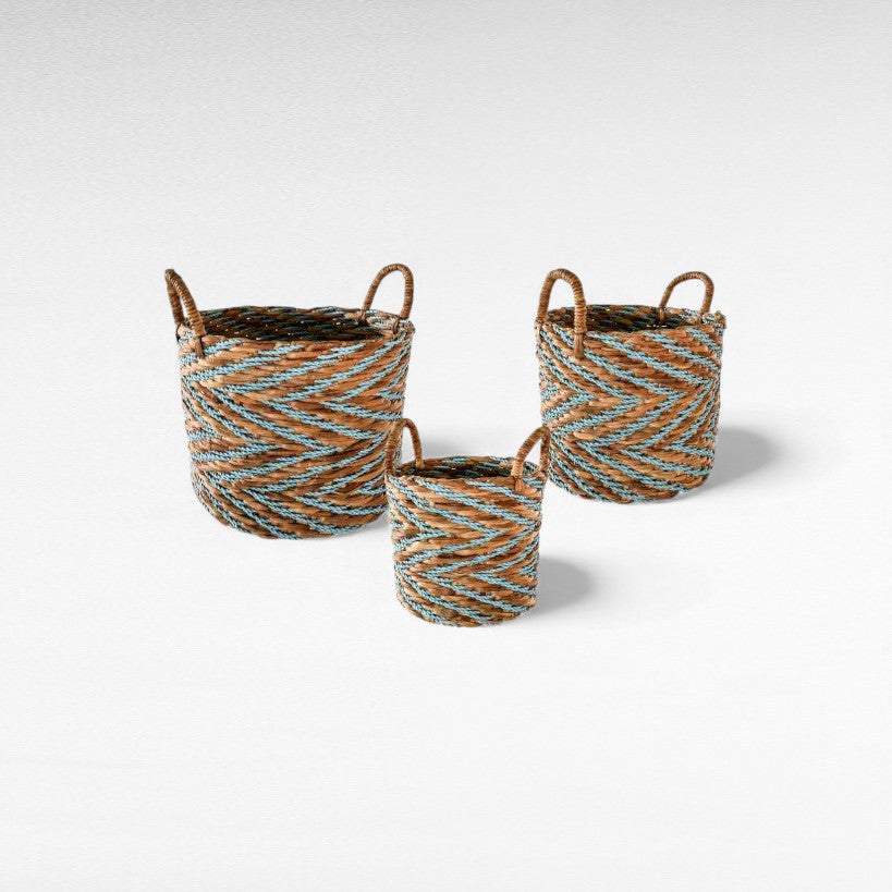 SET OF 3 BASKETS GRASS NATURAL & BLUE 28/35/42cm x 28/35/42cm x 28/32/35cm