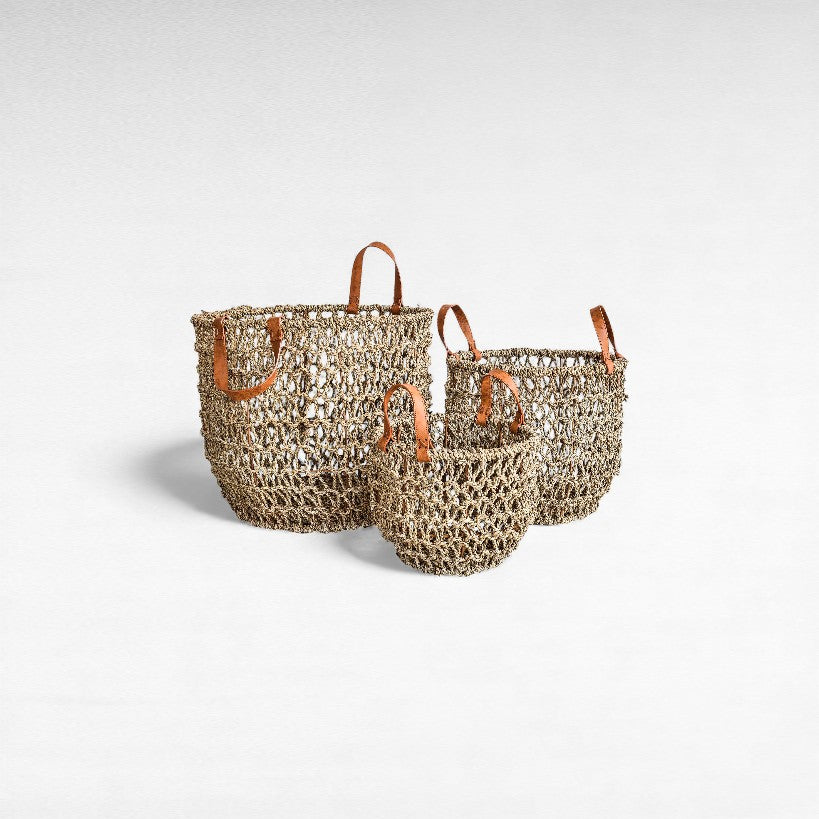 SET OF 3 BASKETS PANDAN LEAF NATURAL WITH LEATHER HANDLES