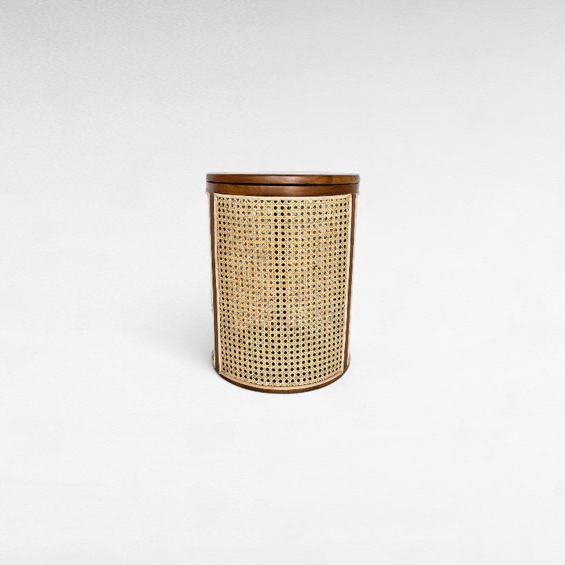 NATURAL LAUNDRY BASKET WITH VIENNESE RATTAN
