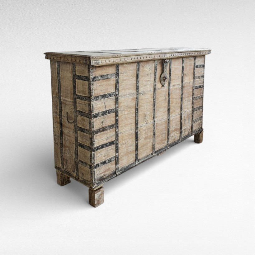 WOODEN BUFFET W160 |D45 |H95 cm