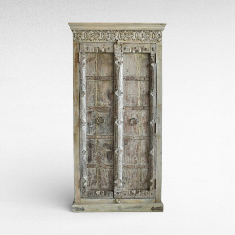 WOODEN CABINET W100 |D45 |H195 cm