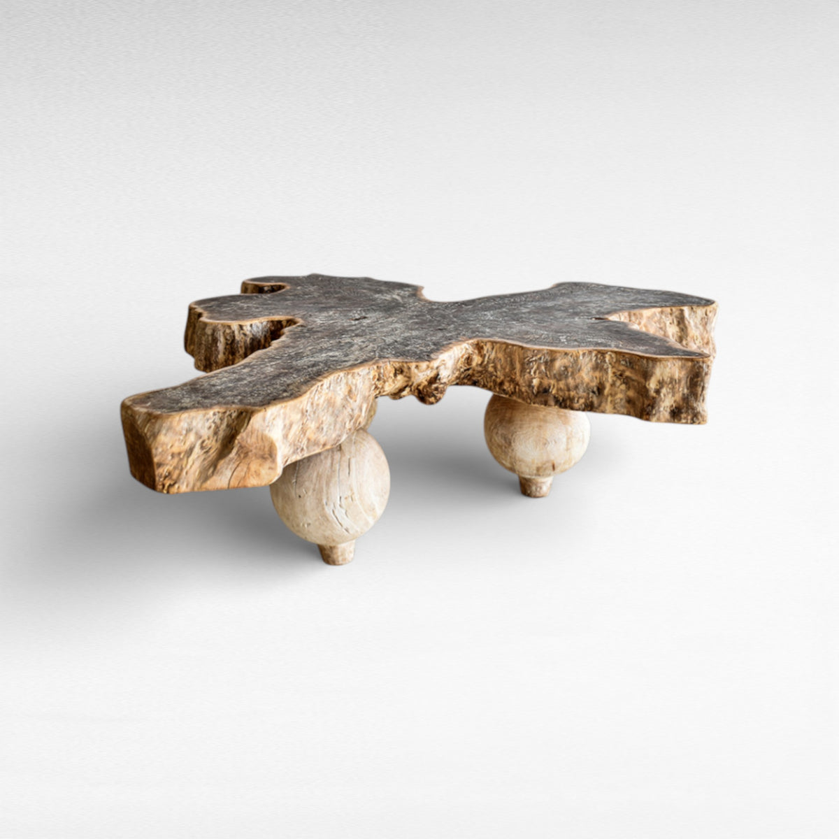 LYCHEE WOOD GREY EROSION W130  |D140  |H45 cm