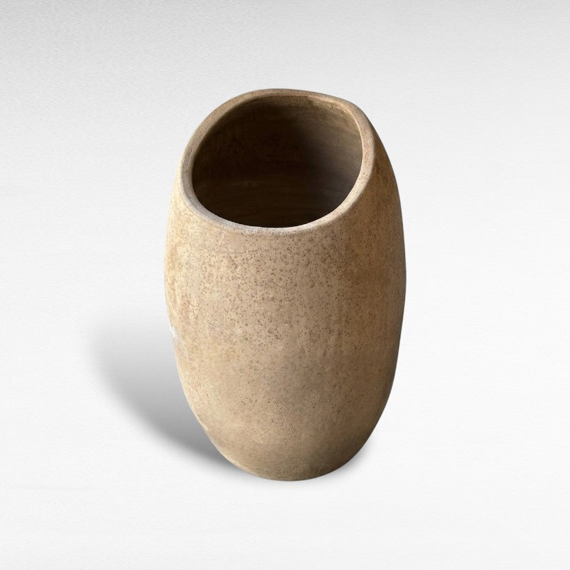 TERRACOTTA PLANTER