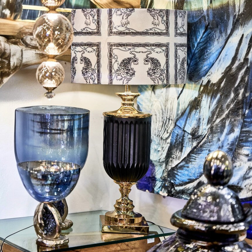 Tiger Glass Table Lamp: Regal Lighting Piece