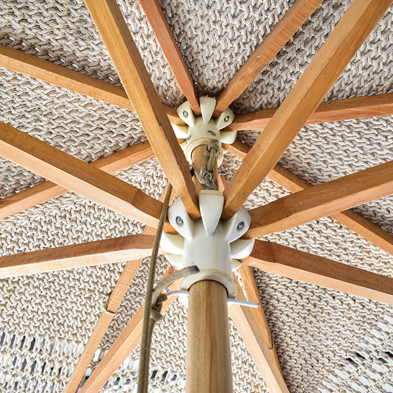 SQUARE ROPE Crochet & WOOD OFF WHITE NO FRINGES L270 |W270 |H240 cm