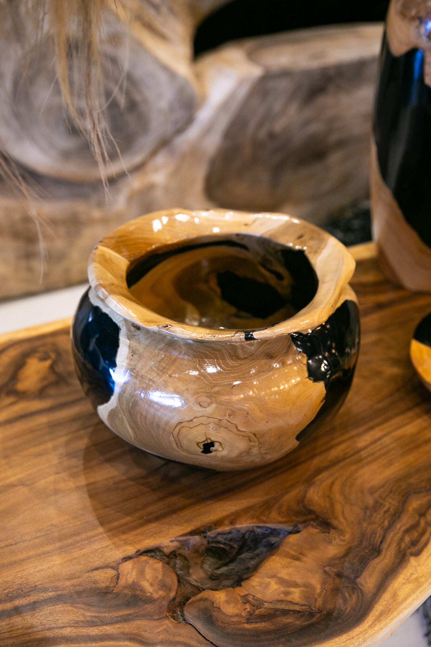 BLEACH TEAK WOOD BLACK RESIN BOWL 35 CM