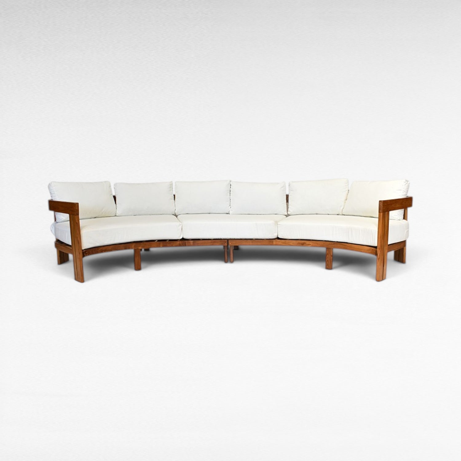 Chora Barefoot Luxury Living curved teak wood sofa with white cushions, D100 cm