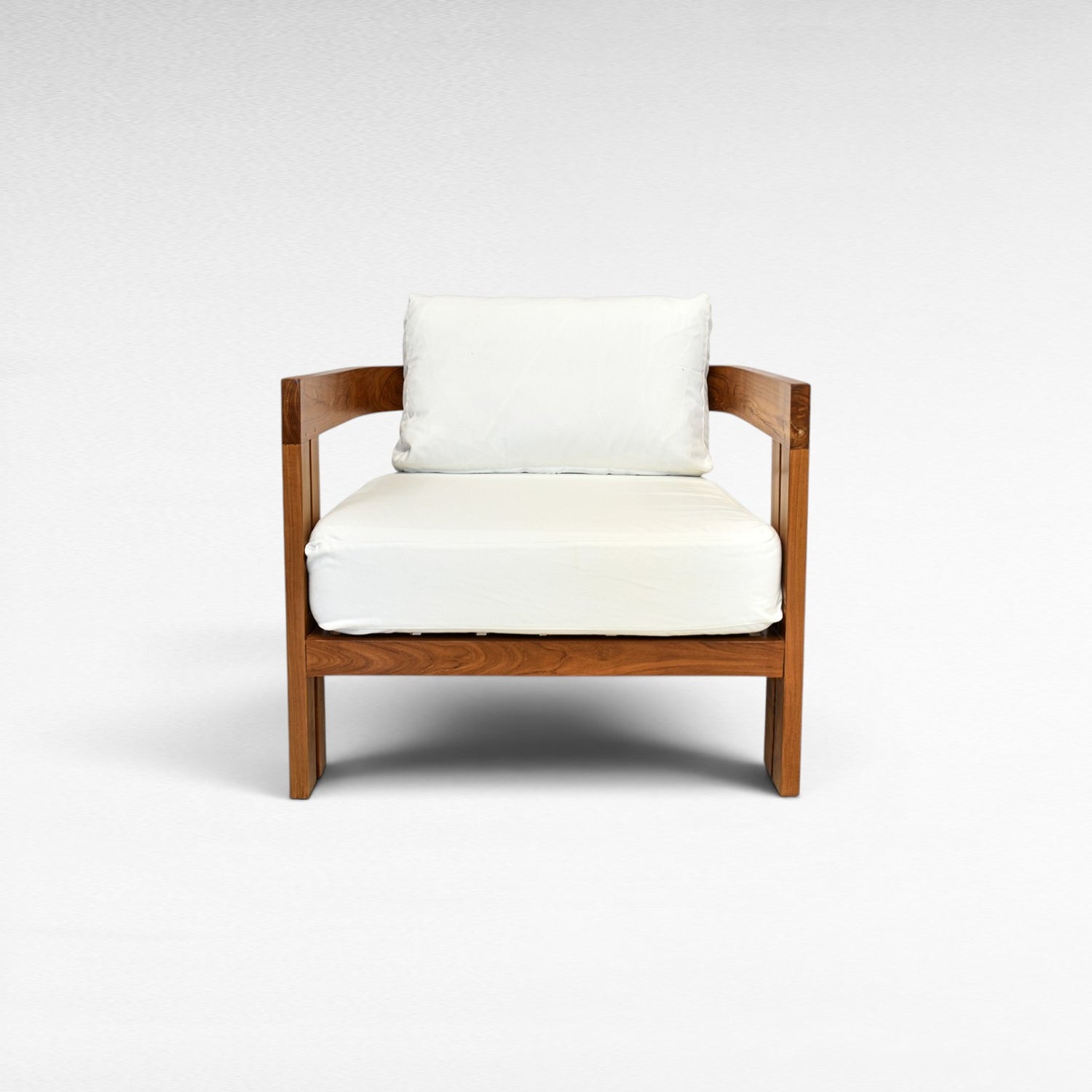 Chora Barefoot Luxury Living round teak sofa set armchair with white cushions, D100 cm