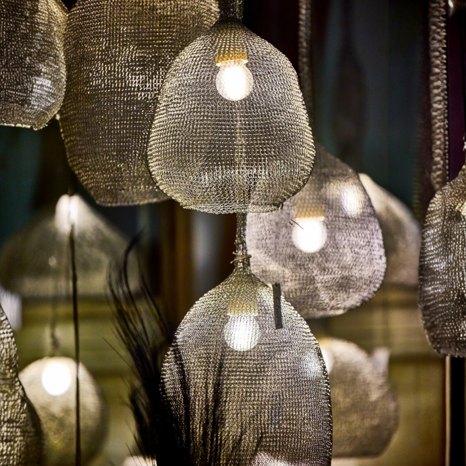 METAL WIRE HANDWOVEN ONION SHAPE Φ40 |H150 cm